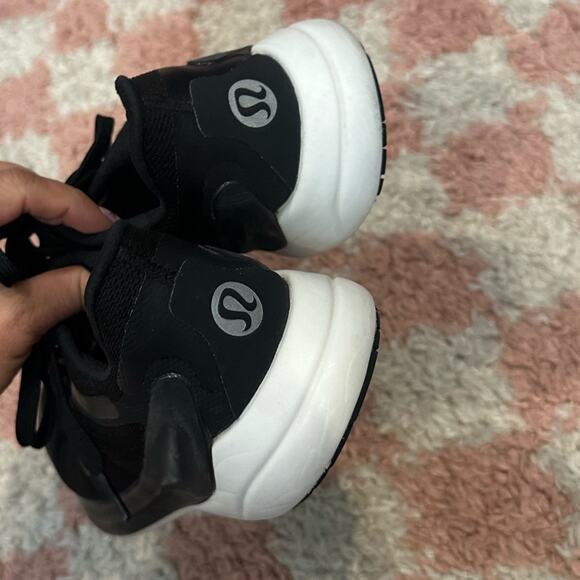 Lululemon Women's Blissfeel 2 Running Shoes - Picture 5 of 8